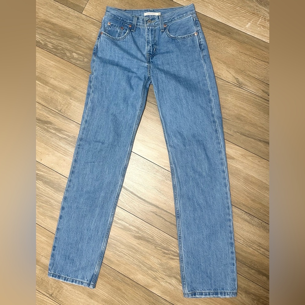 Levi’s Low Pro Straight - Classic Blue Denim Jeans